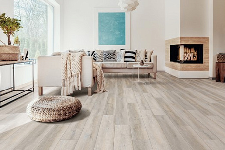 LVT